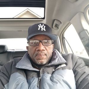 Meet your Posher, Leonard